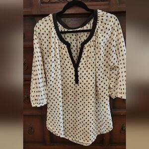 Daniel Rainn Black and White Tunic Top